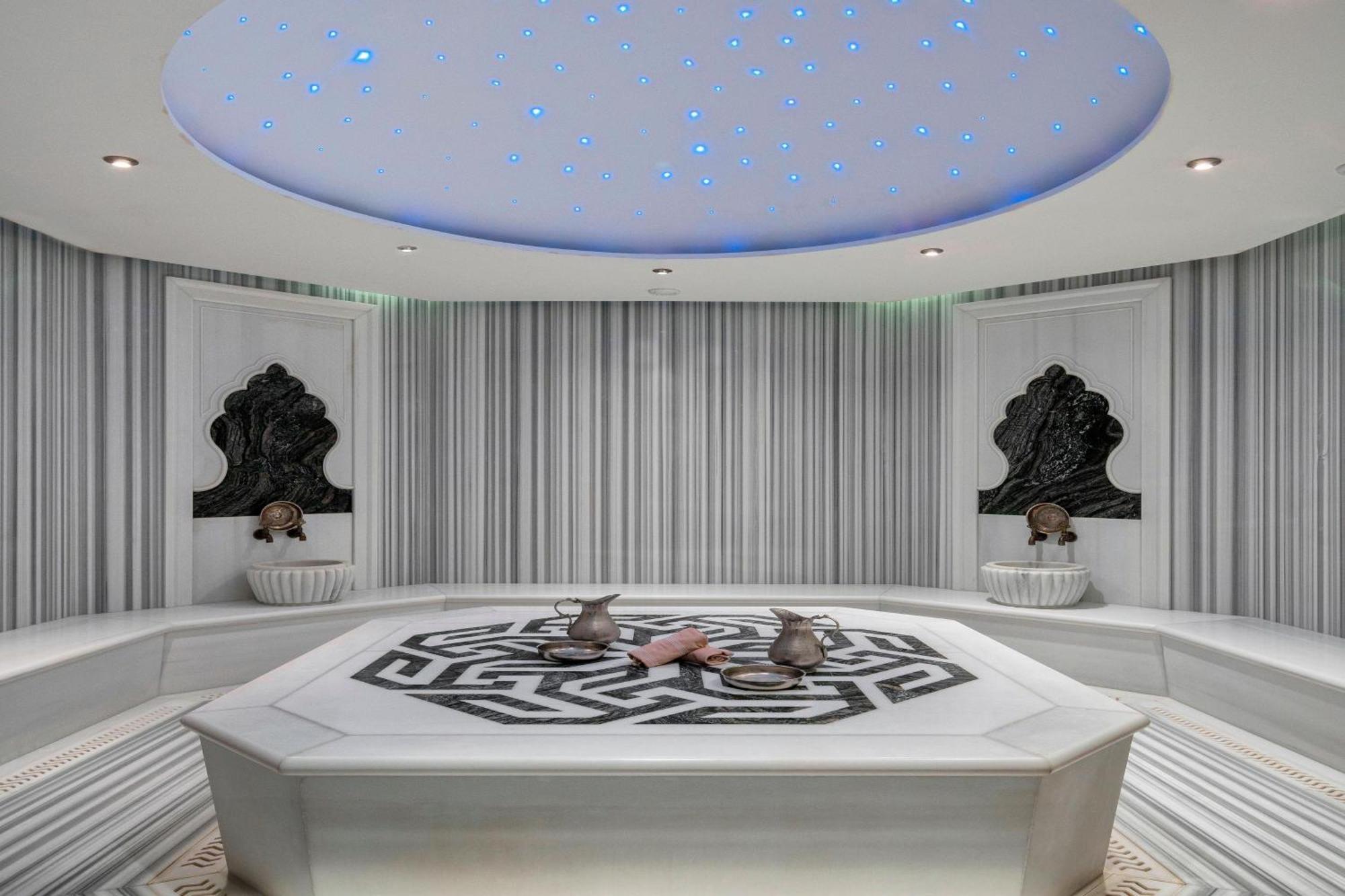 Sheraton Grand Istanbul Atasehir Kültér fotó